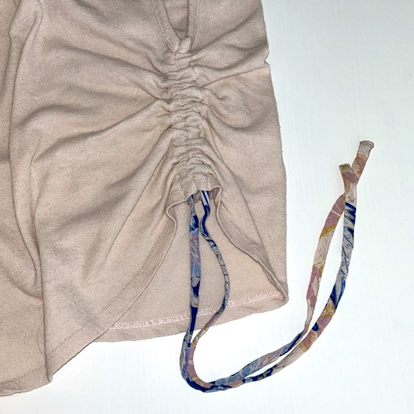 We The Free Women’s Shirt Size Small Sleeveless Bunches up / ties on the sides - Picture 3 of 9